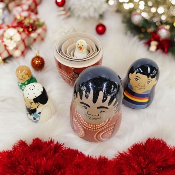 Set 5 Hand-Painted Nesting Dolls - Picture 6 of 6